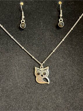 Vintage silver tone owl and knot chain & black rhinestone dangle earrings 16”